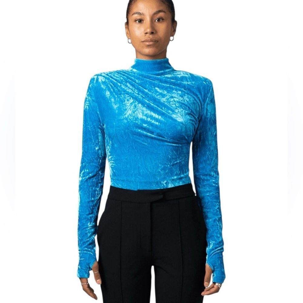 OVAL SQUARE Speak Bodysuit with Thumbholes in Vallarta Blue